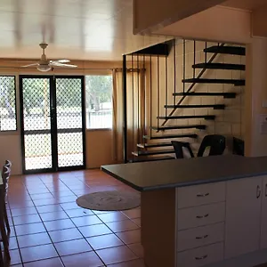 Hostel Pippies Beachhouse Backpackers 